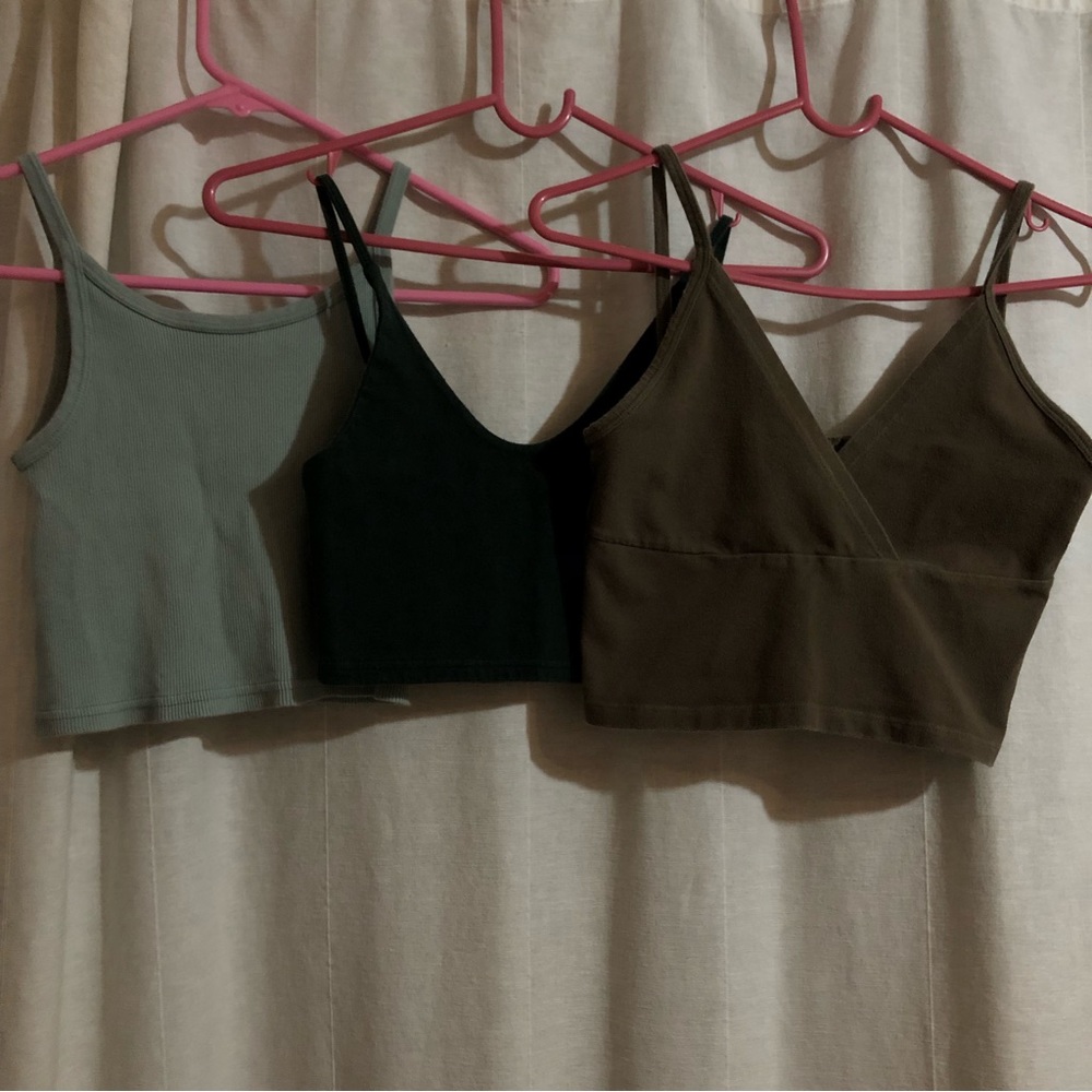 Sold - Brandy Melville tank top bundle